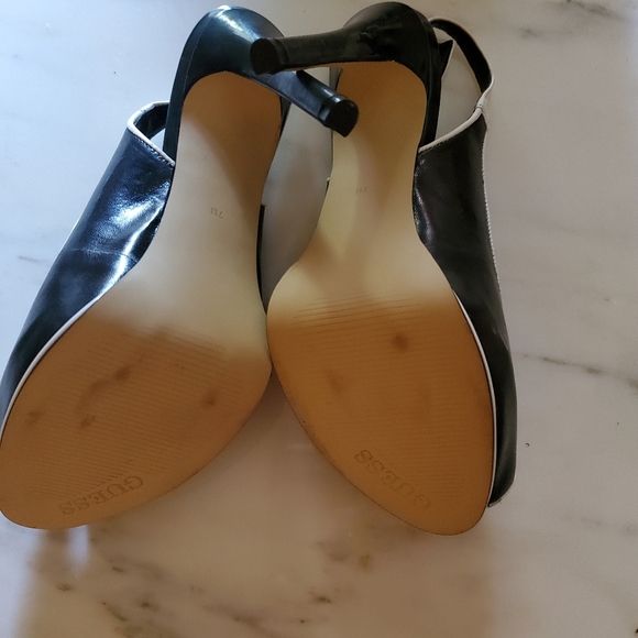 Black and white Peep toe sling black heels - Picture 3 of 3